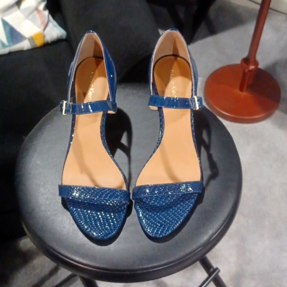 Calvin Klein navy patent sandals